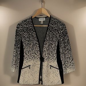 Joseph Ribkoff blazer. Cream and black with detailed front button closure. Sz 14
